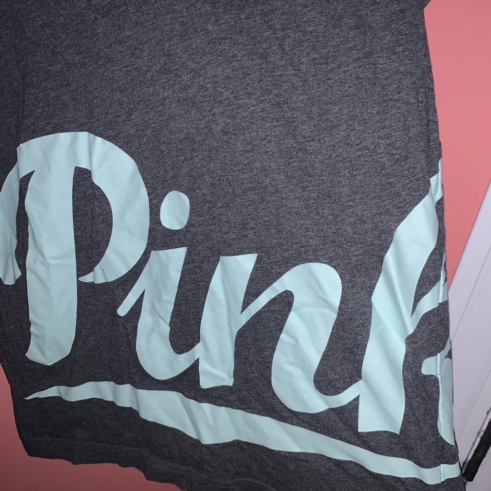 Pink long sleeve v neck - Picture 2 of 4
